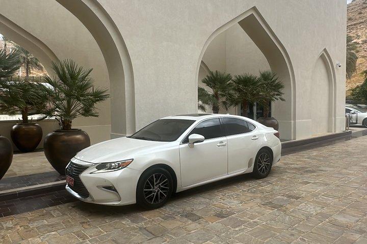 Muscat: Privat transfer mellem Muscat og Dubai