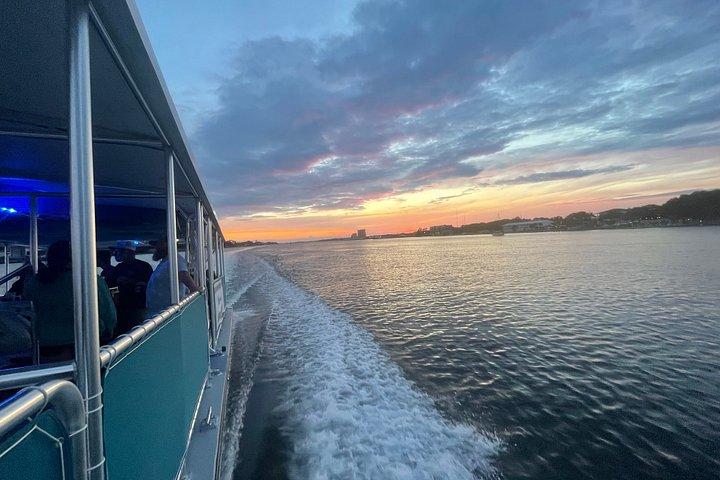 Sunset Dolphin kryssning