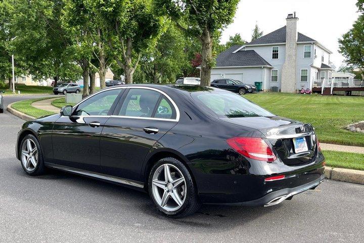 Privater Transfer zum oder vom Flughafen Dulles IAD nach Washington DC