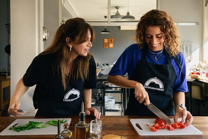 アテネでギリシャ料理体験教室（アクロポリスビュー＆食事付き）