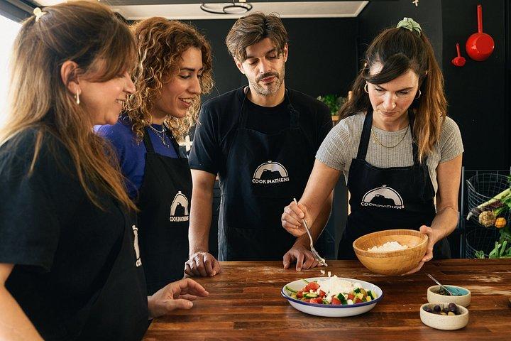 アテネでギリシャ料理体験教室（アクロポリスビュー＆食事付き）