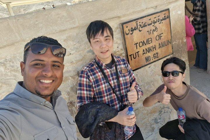 Day Tour Valley of the Kings, Hatshepsut Temple & Memnon(Private)
