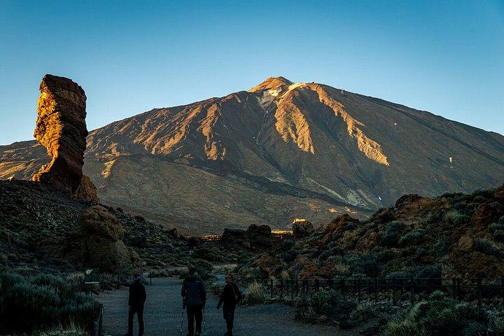 テイデ火山の夕日とディナー、そして星空観賞