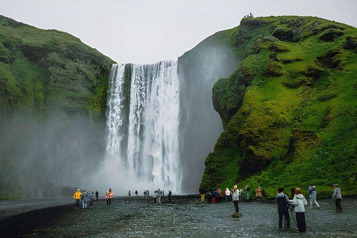 South Coast Adventure: Tagestour in kleiner Gruppe ab Reykjavik