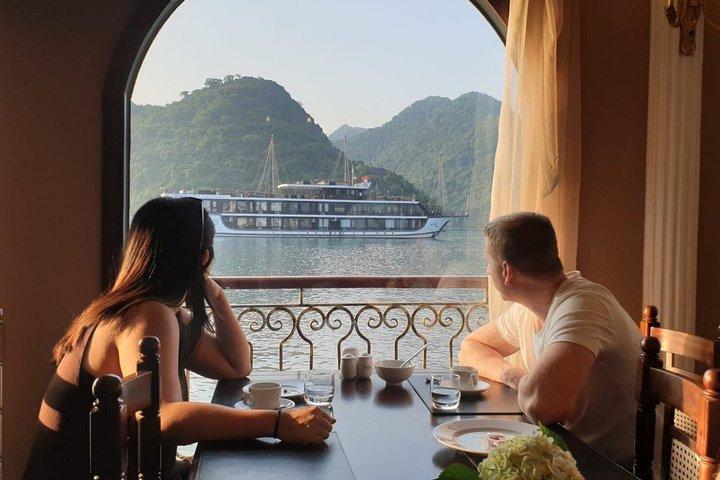 Indokinakryssning Halong och Lan Ha Bay 2 dagar 1 natts lyxtur