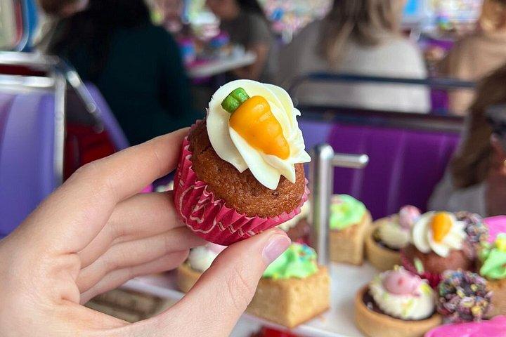 ぺこぱピッグアフタヌーンティーロンドンバスツアー