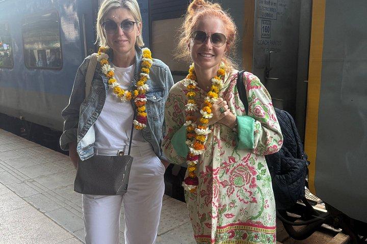 Private Taj Mahal Tour by Gatimaan Express Train