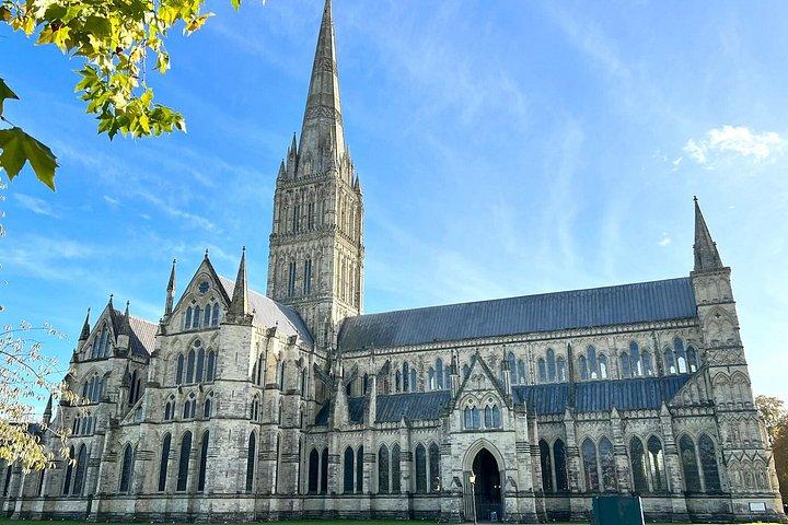 英国–エレガントな英国（オックスフォード、ウィンザー、ストーンヘンジ）4日プライベートツアー