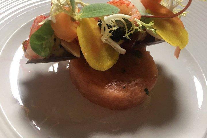 Private Lunch or Dinner Cruise for 4 Guests