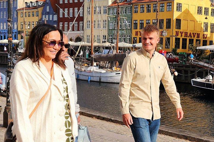 Private CPH Contrasts: Culture & Danish Pastries