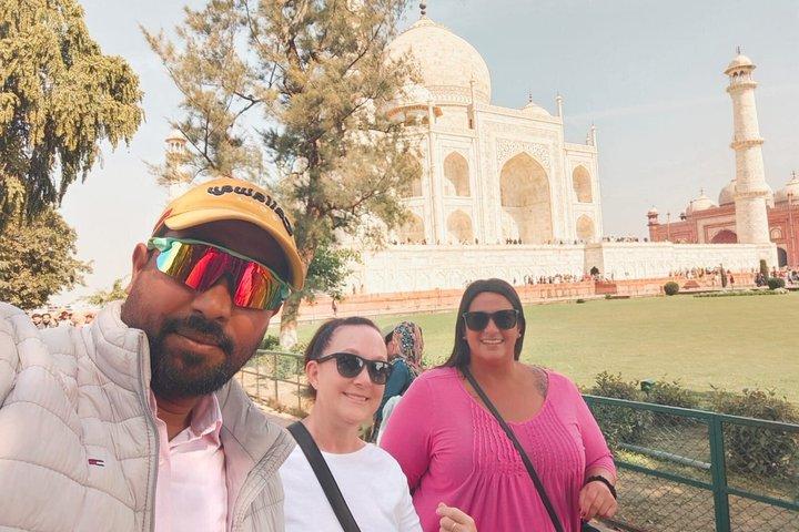 Taj Mahal Tour med professionell fotograf och Expert Guide