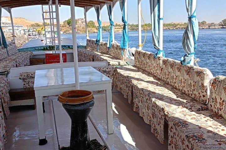 Private Luxor Motorboat Adventure: Banana Island & Nile Ride