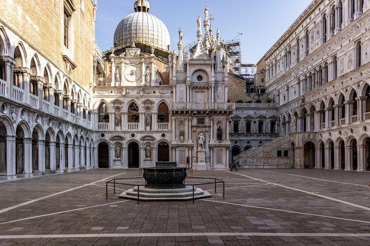 Doges Palace Secrets Intriga e Poder da Serenissima
