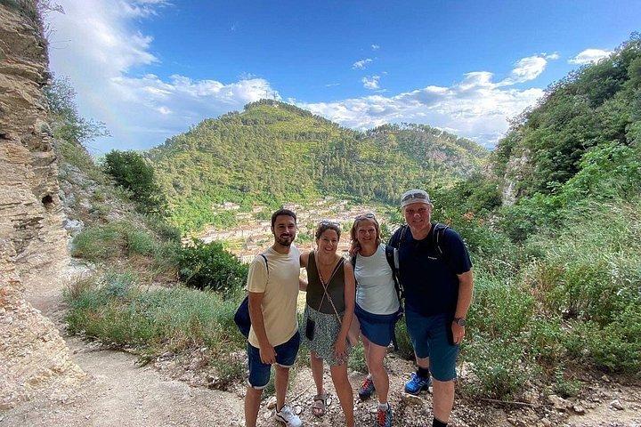 Berat Old Town Walk, Food & Wine Experience