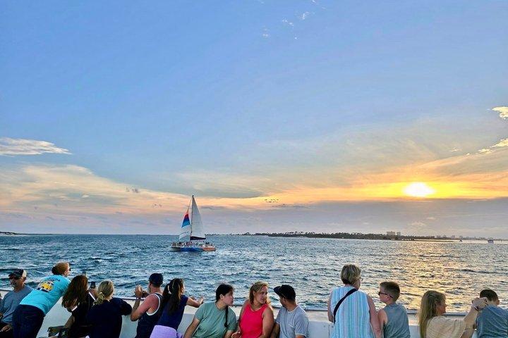 Sunset Cruise e relógio de golfinhos