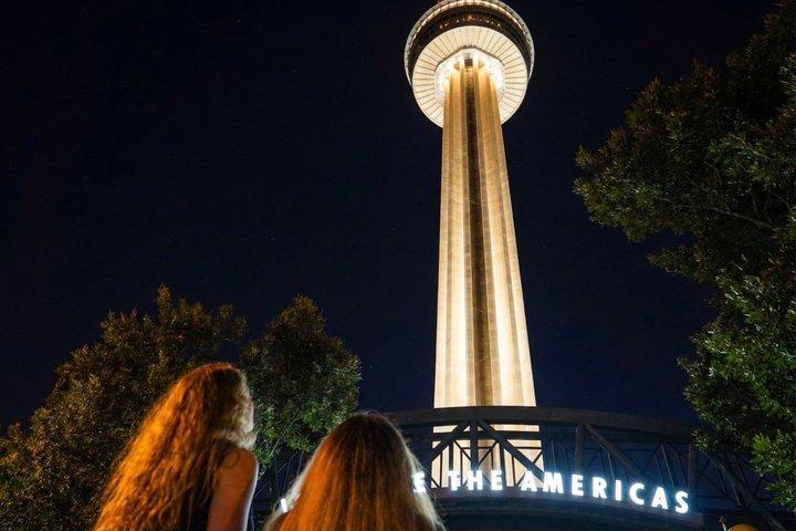 リバーウォークボートクルーズ付きサンアントニオプレミアムナイトドライブツアー