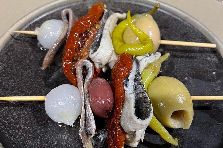 ジローナの朝のグルメ ツアーと地元の市場