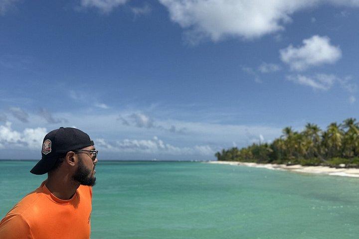 プンタ・カナ: カタマランツアー、リーフシュノーケリング、飲み放題！