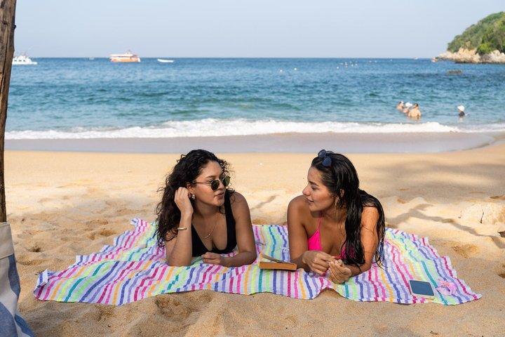 パンガボートまたはヨットでワタルコの7つの湾を独占。
