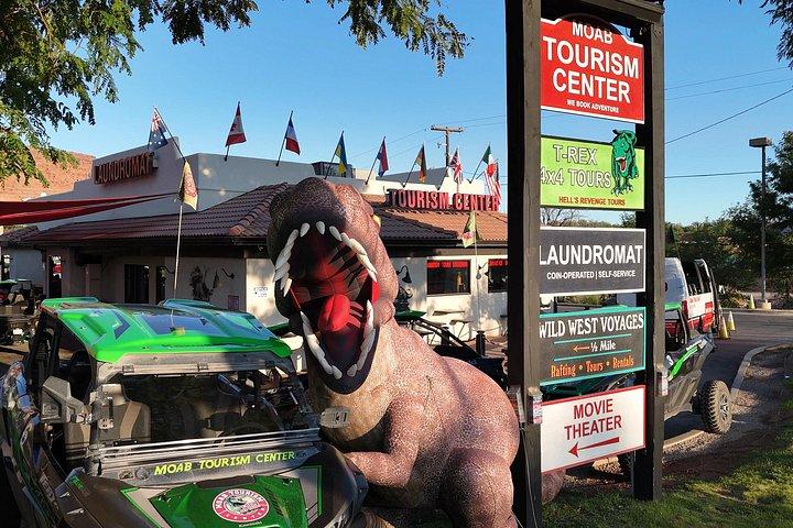 世界的に有名な地獄の復讐を巡るプライベートガイド付きUドライブ4×4ツアー