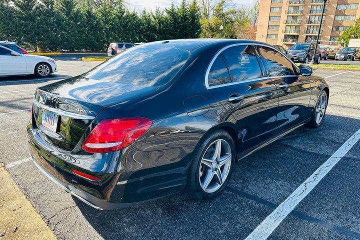 Privater Transfer zum oder vom Flughafen Dulles IAD nach Washington DC