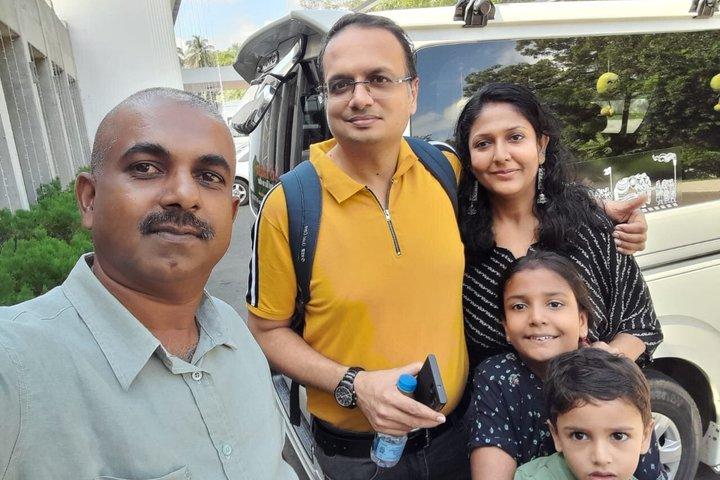 Privétransfer van Kandy naar Colombo Airport