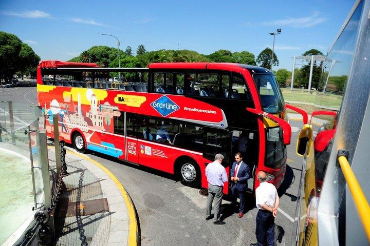 Bus Hop-On Hop-Off di Buenos Aires, Navigazione e Visita del fiume Boca