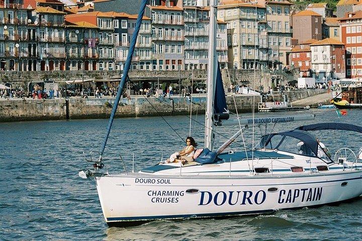 ポルト：ポートワイン付きプライベートドウロ川セーリングクルーズ