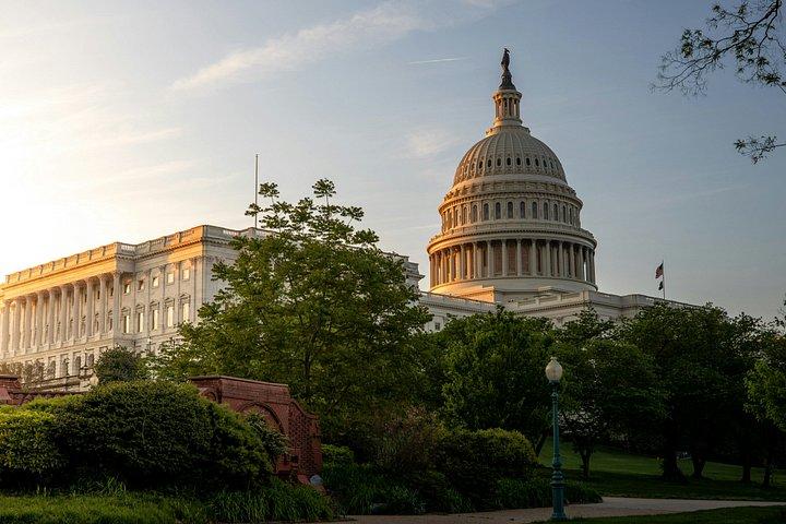 ニューヨーク発 フィラデルフィアとワシントンD.C. 2日間ツアー