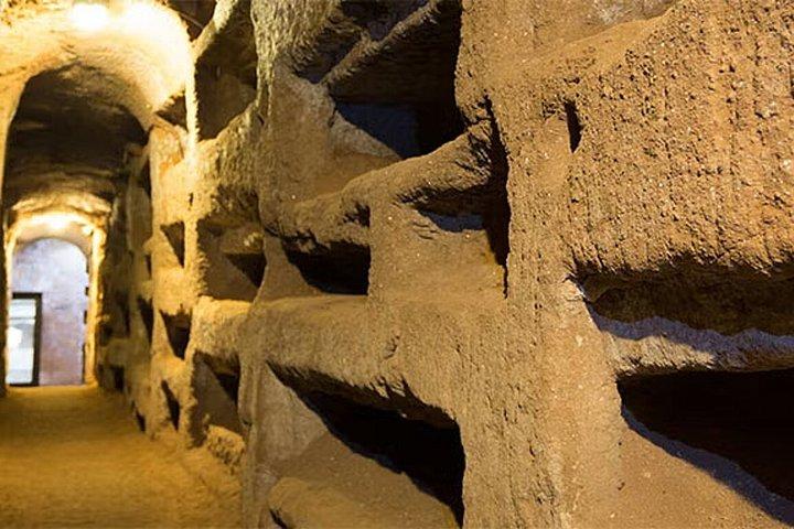 Christian Catacombs & St. Clemente Basilica - Private Tour