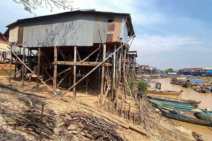 シェムリアップ：水上村、戦争博物館、キリングフィールド