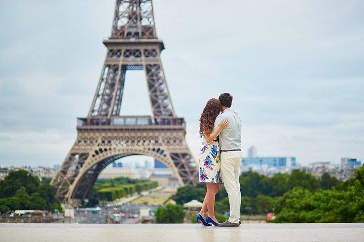 Paris: Fotoshooting mit dem Eiffelturm