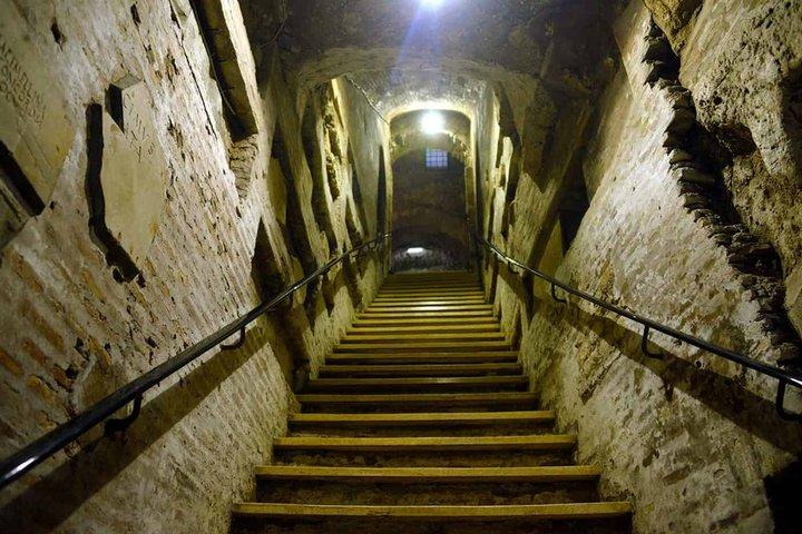 Chapel of Bones and Catacombs of Rome