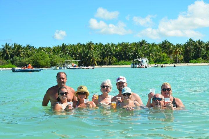 Tour privato in barca a Punta Cana con Open Bar
