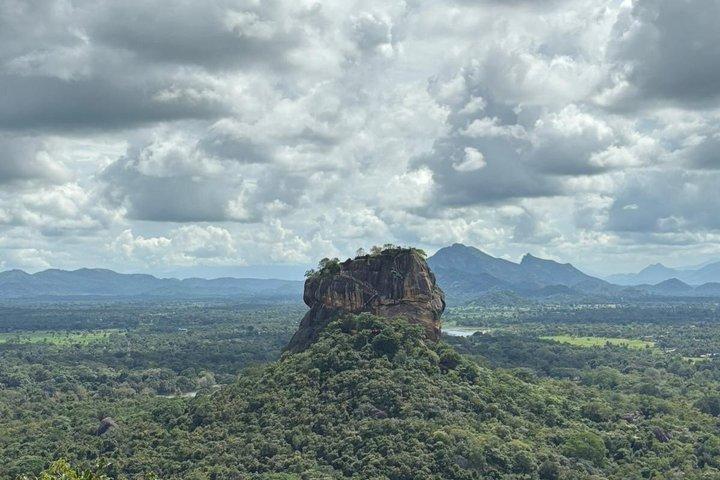 Une journée complète de visite privée de Sigiriya et Dambulla