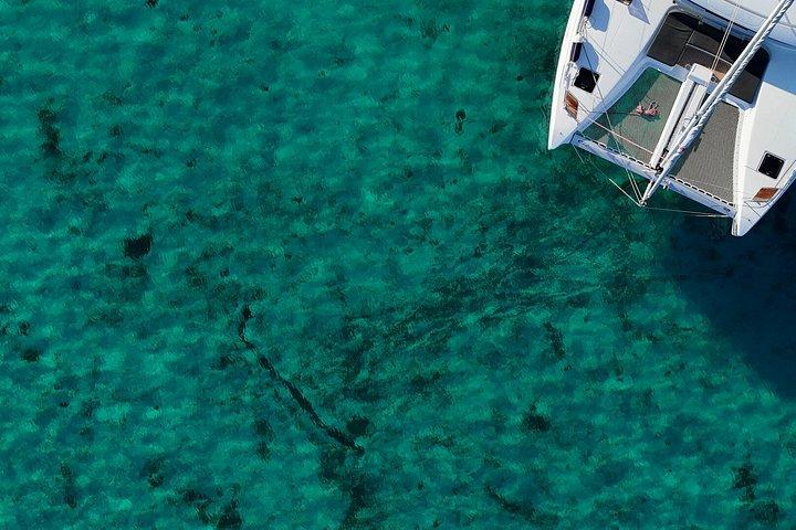 コタキナバル：カタマラン、パドルボード、カヤック、シュノーケリングツアー