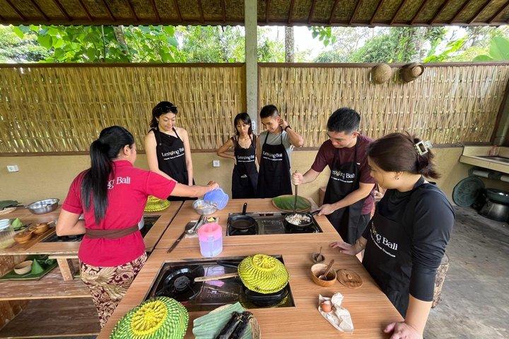Clase de Cocina Ubud : Auténtica Experiencia de Comida y Mercado Balinés