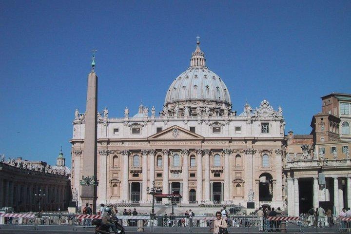 Udienza Papale Tour Guidato in Piazza San Pietro