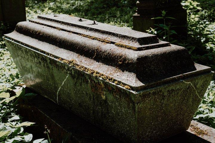 Riga Ghosts and Cemeteries Walking Tour
