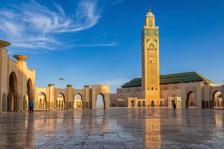 Casablanca Tour from Marrakech: Hassan II Mosque and City Tour