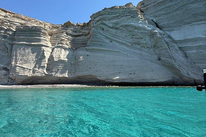 アンティパロス・オデュッセイア: 洞窟、ブルーラグーン＆海岸の魅力|ボートツアー