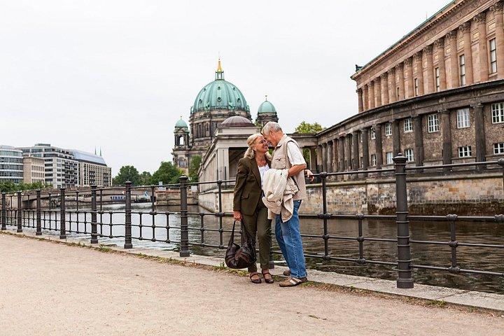 Berlin Political Landmarks Private Walking Tour