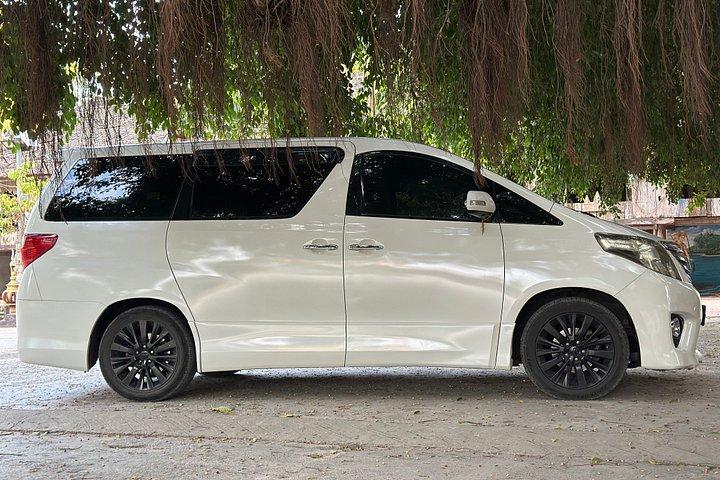 バッタンバン: シェムリアップからの竹電車とコウモリの洞窟