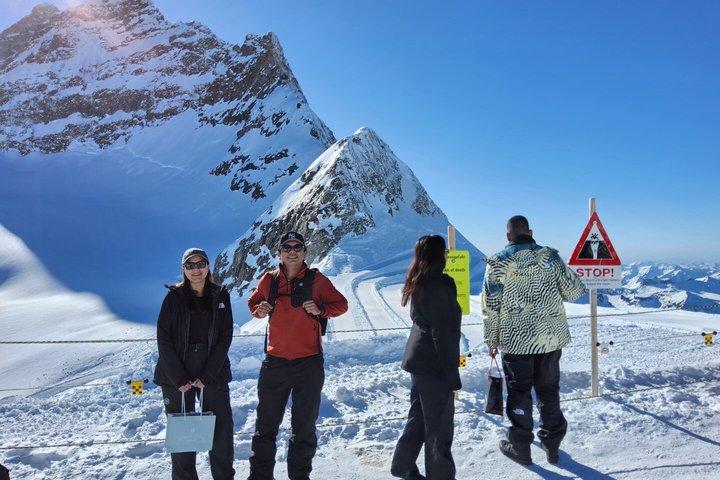 チューリッヒからユングフラウヨッホへの日帰り旅行-ヨーロッパトップ