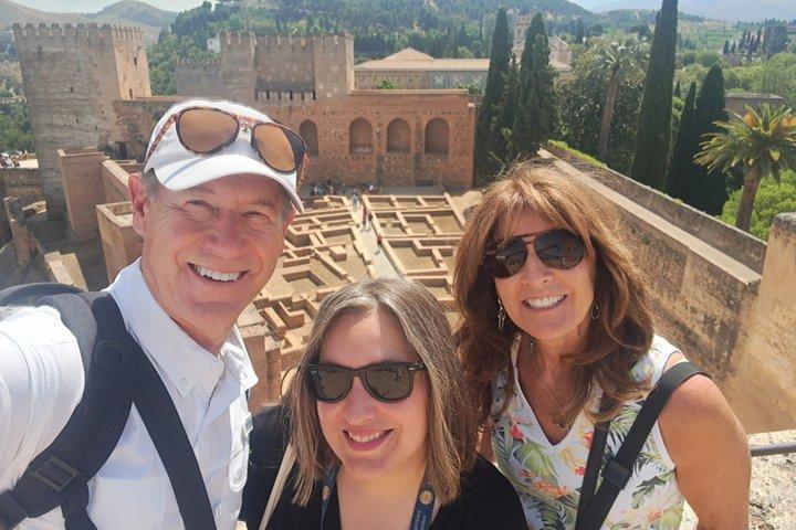Privat rundtur i Alhambra och Nasridpalatset: en unik upplevelse!