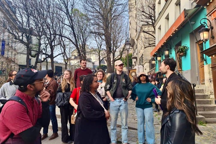 Montmartre Walking Tour: Explore Top Sights & Hidden Gems