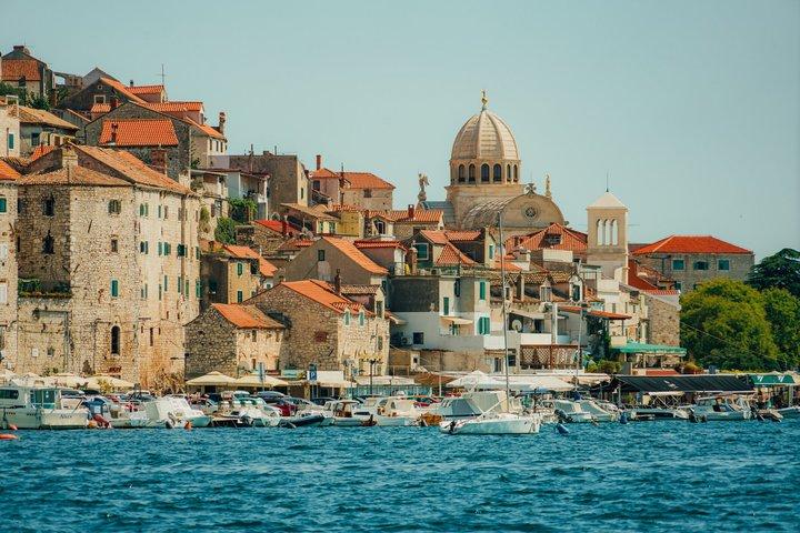 Krka Nationaal Park & Šibenik Oude Stad Privé Shore Tour