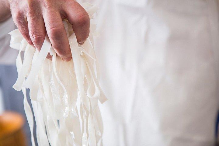 Clase de cocina tailandesa con un chef local