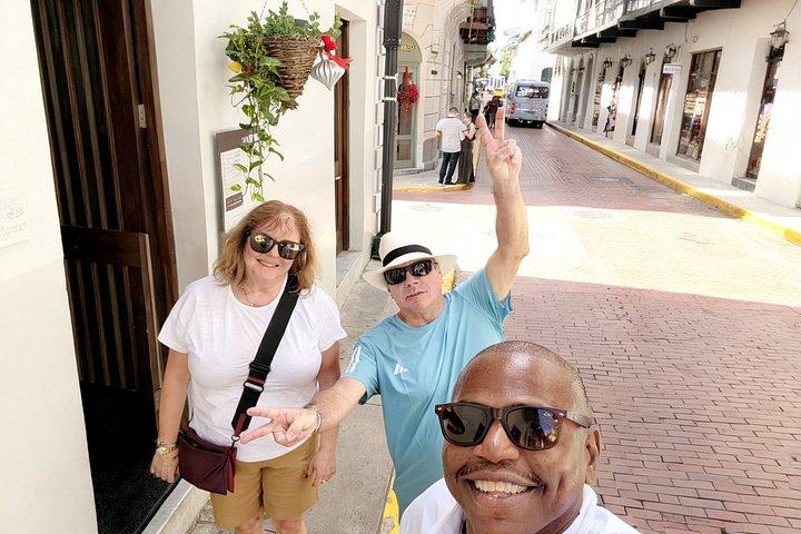 Unique Panama Canal & City Tour