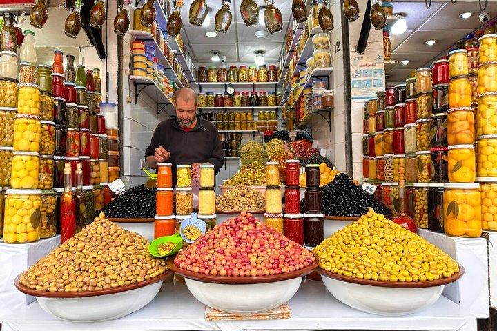 Autêntica comida de rua em Marrakech Excursão guiada à noite